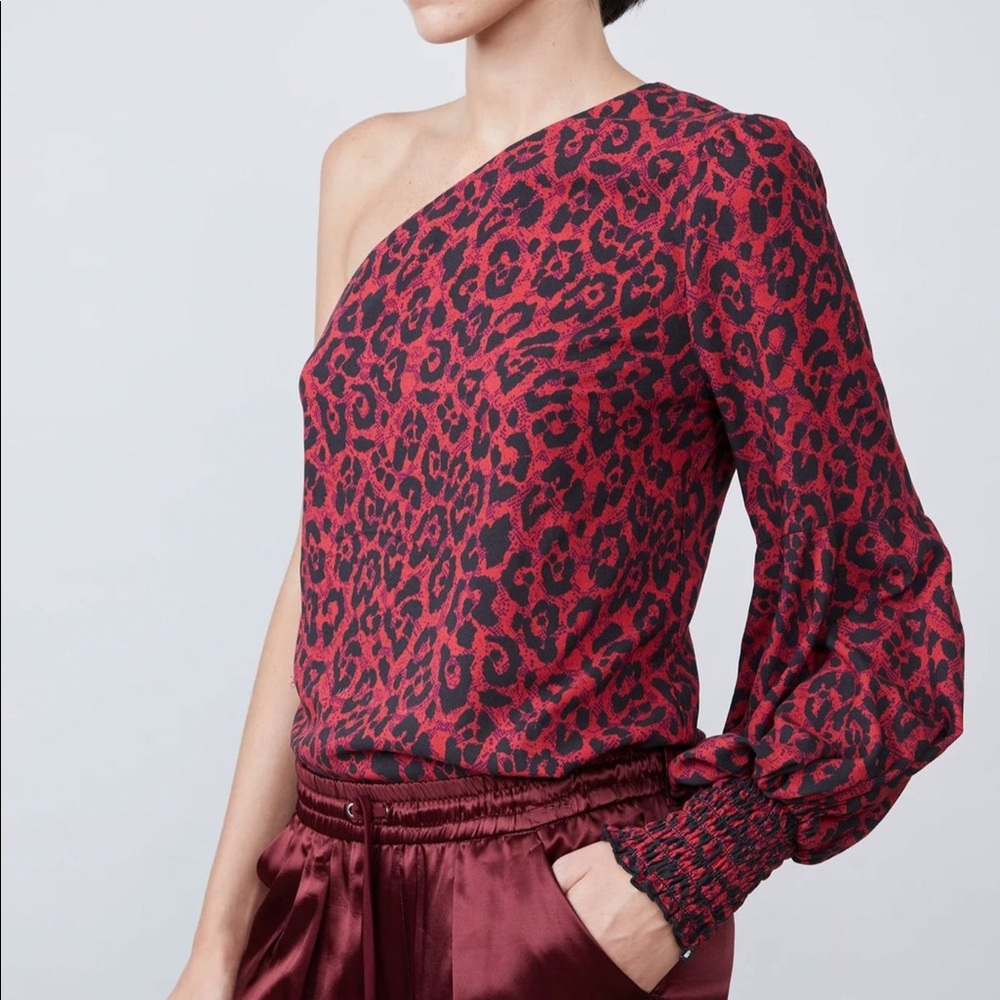 Allen shearers one shoulder top